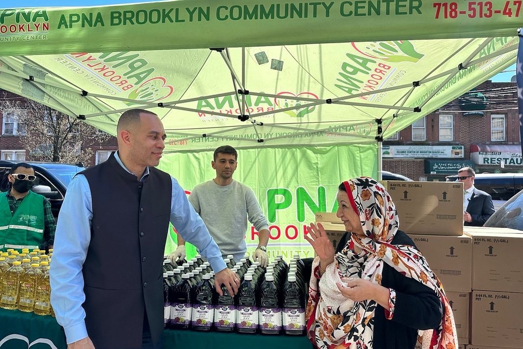 Contacting Your Elected Officials