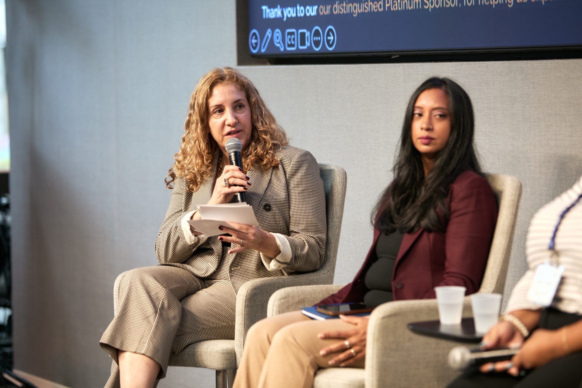 변화를 만드는 여성들, 제1회 뉴욕주 여성 컨퍼런스 개최